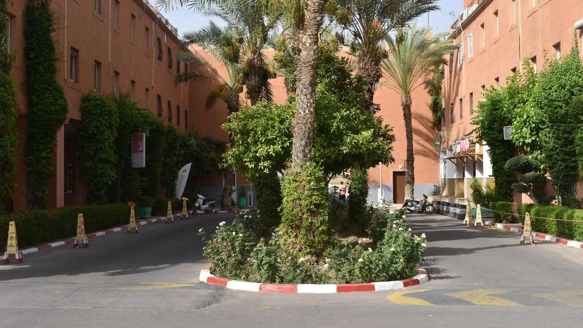 Riad House Medina 135 马拉喀什 度假居